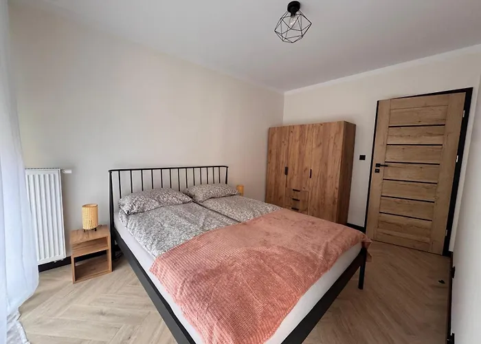 Bergera Olive Hill-2 *